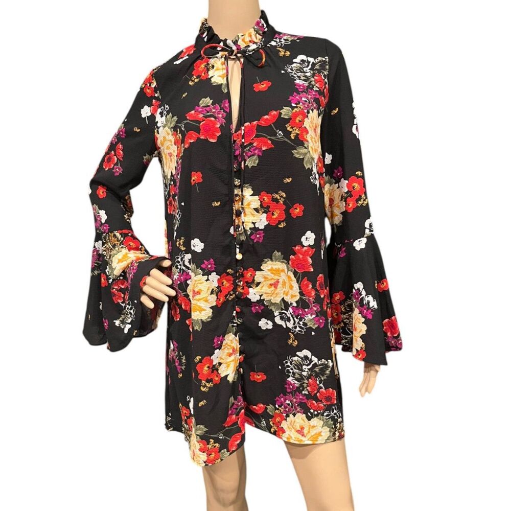 NWOT EVELYN Women's Black Floral Tunic Dress Blouse with Flounce Sleeves Sz M